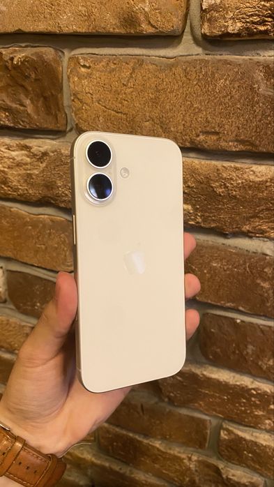 IPhone 17 white 256 гб (срочно продаю)