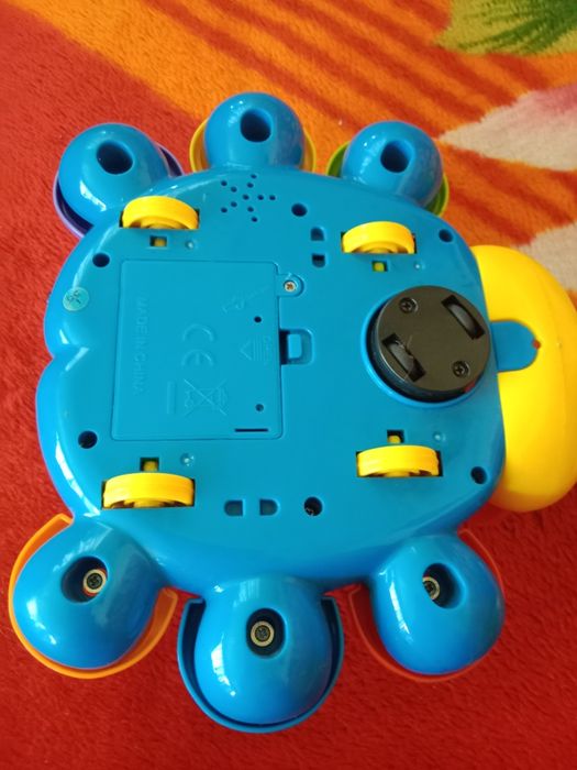 Музыкальная игрушка развивашка.