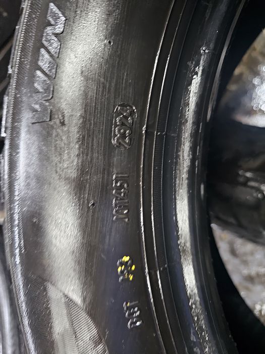 215 55 17 m+s pirelli