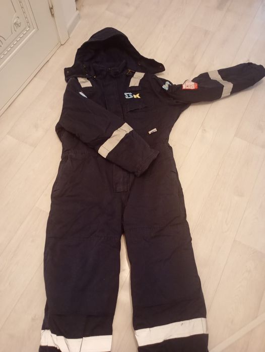 Продам спец одежду