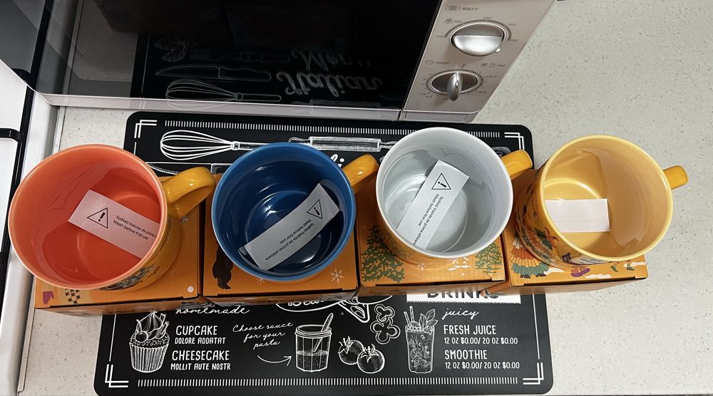 Set cani MC Donald 40 lei/set