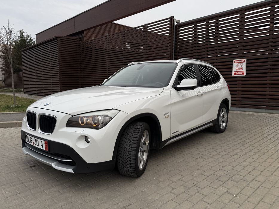 BMW X1 2011 — imagine 5
