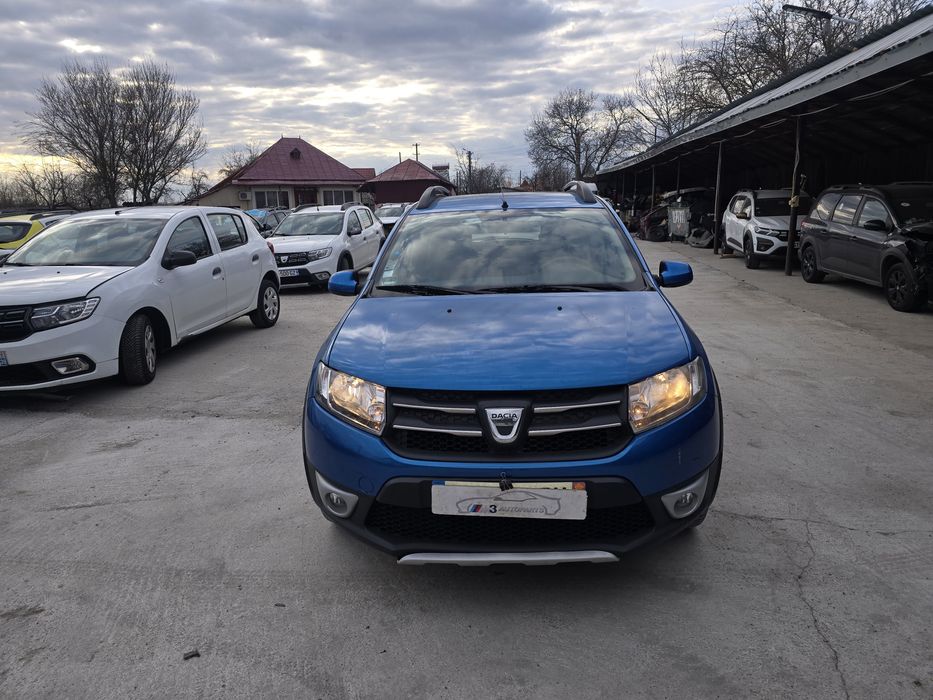 Dacia Sandero Stepway 1.5 DCI full Ac usor avariat
