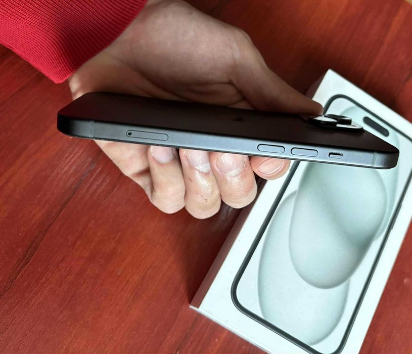 iPhone 15 Black 128 Gb като нов