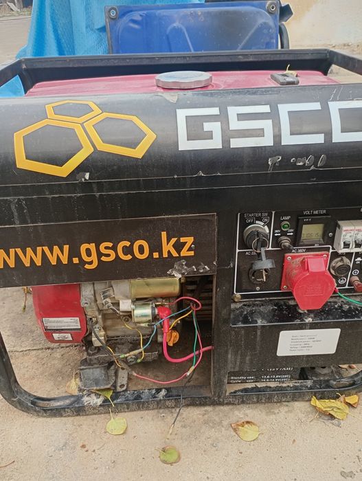 Продам бензогенератор