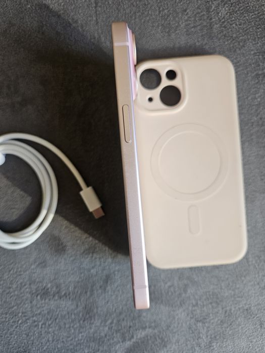 iPhone 15 Pink 128GB 86% Battery Health Отлично състояние 

СЪСТОЯНИЕ