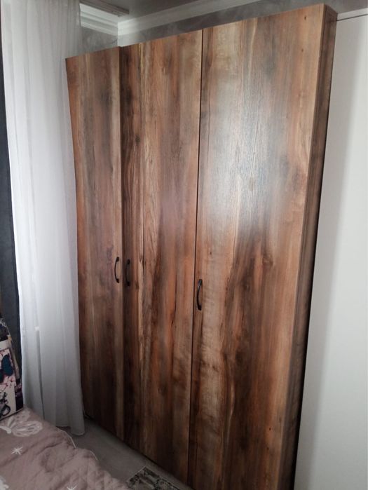 Продам спальний гарнитур