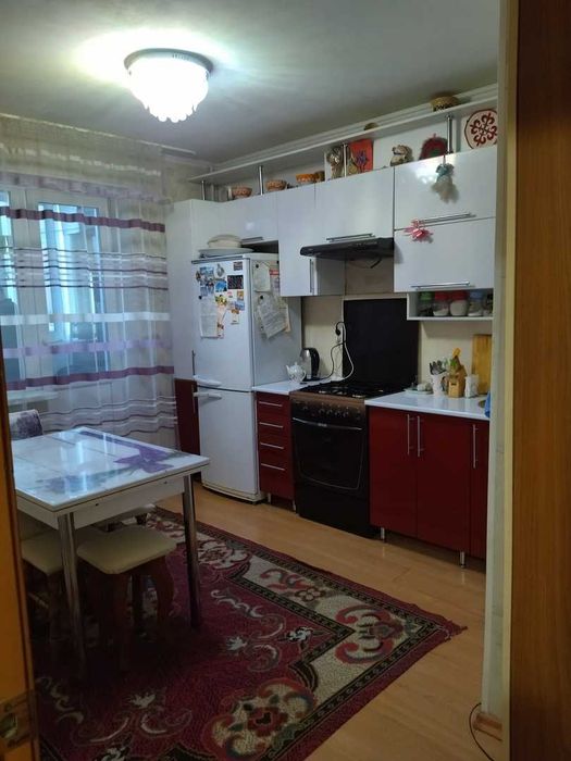 3 комн Каз театр 64 кв 5/9