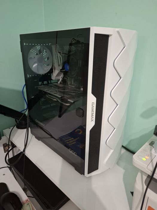 Unitate PC gaming - pret fix