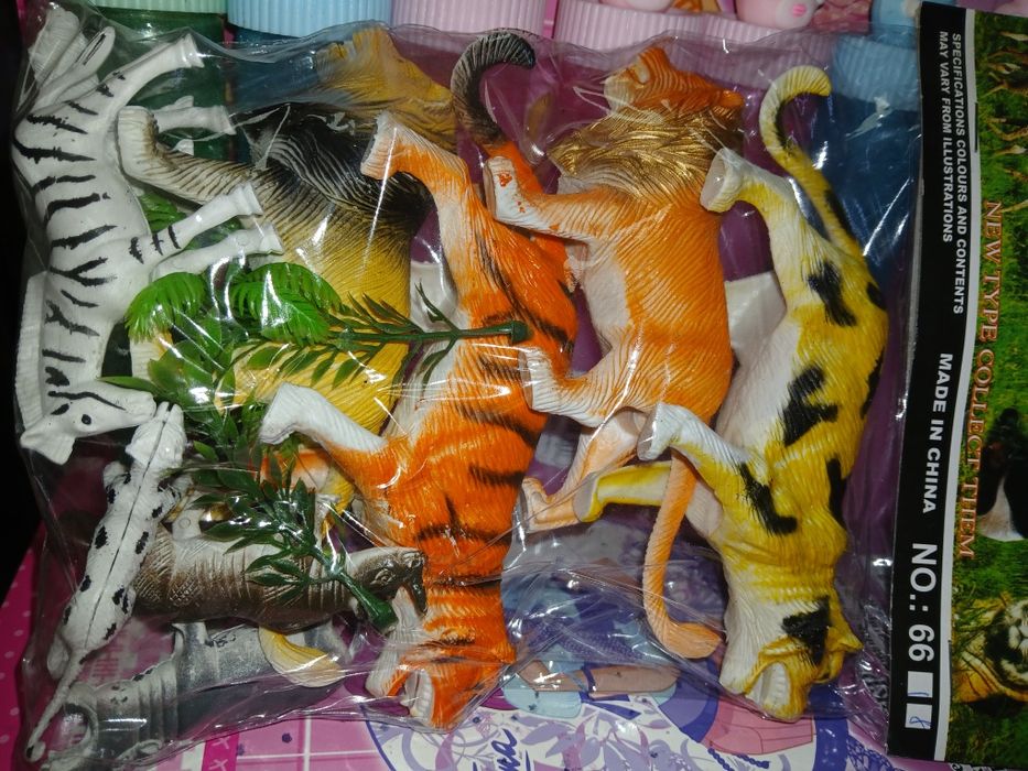 Продам! Игрушки. ул. Валиханова 167