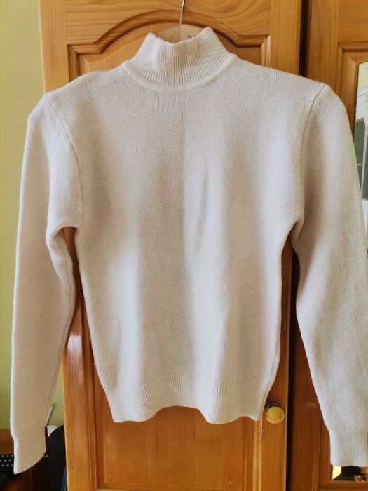 Нови детски пуловери за момиче , ръст 135 -140 см.