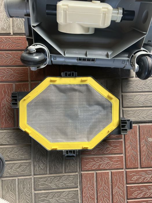 Продам пылесос Intex