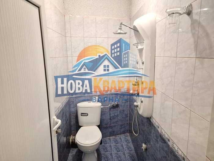 Тристаен апартамент на Колхозен пазар