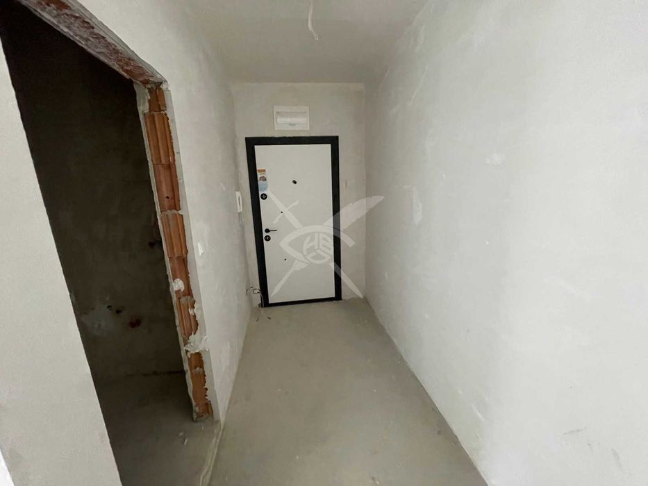 Продава се Двустаен апартамент в София, Хладилника - 80 кв.м за 931 €/кв.м - Снимка #3