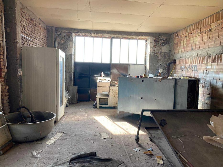 Продава се Промишлена сграда в с. Кърнаре, Област Пловдив - 280 кв.м за 215 €/кв.м - Снимка #4