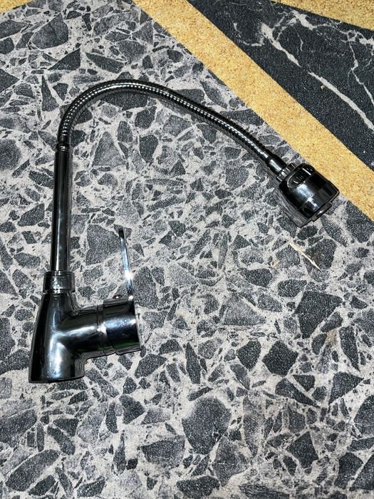 Смеситель новыйй