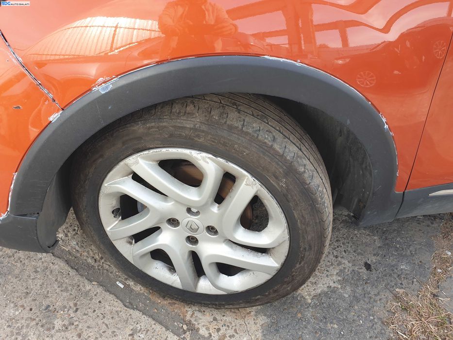 Bandou Ornament Plastic de pe Aripa Stanga Fata Renault Captur 2013 - 2019 [K7477]