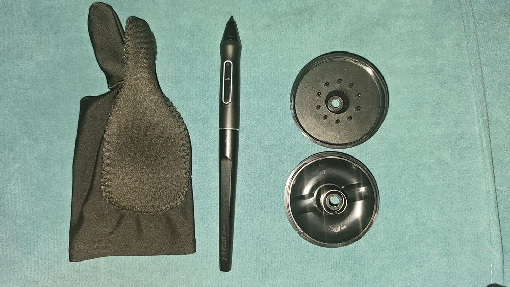 Графический планшет Huion Kamvas Pro 20.