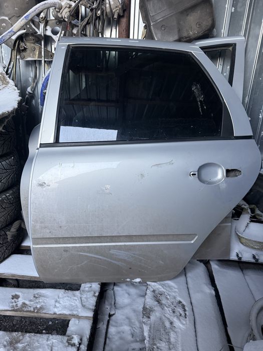 Двери ЛАДА Гранта левая сторона