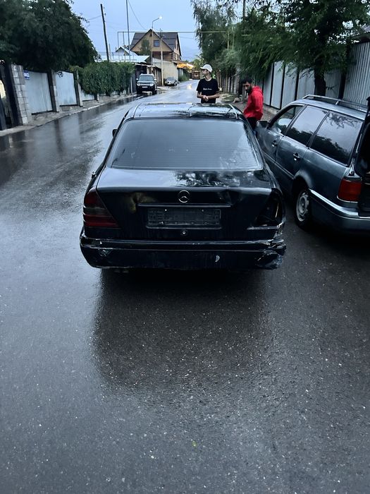 Mercedes 202 2,8