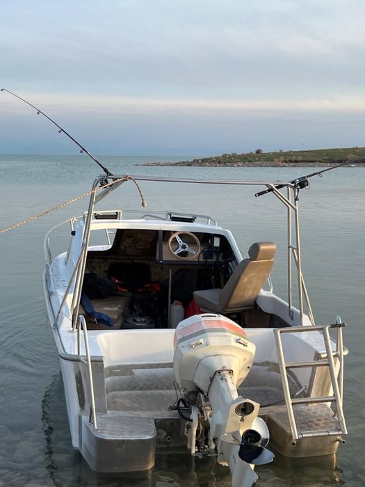 Продается катер Бриз 5