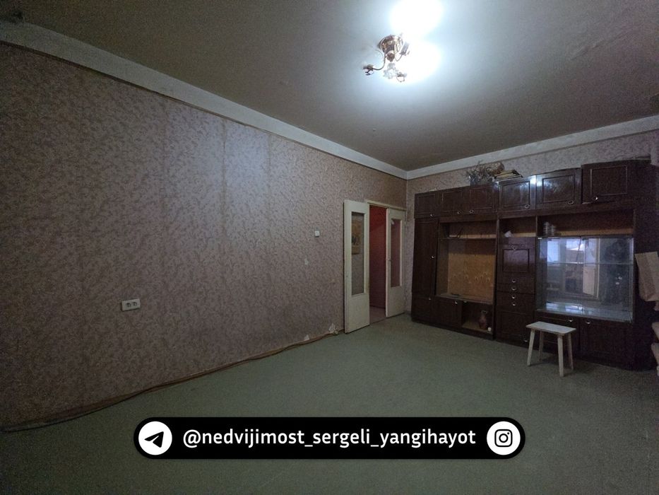 Продаётся 2/3/5  квартира Дустлик-1