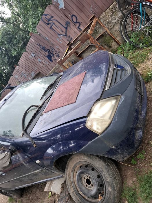 Vand Logan pentru piese 1.5 dci/ piese de Logan 1.5 dci