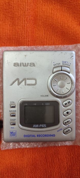 SONY -AIWA - Minidisc portabil(defecte) *Error disc*