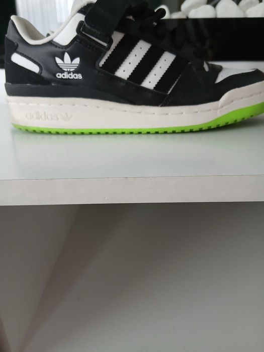 Adidasi performance negru cu verde neon