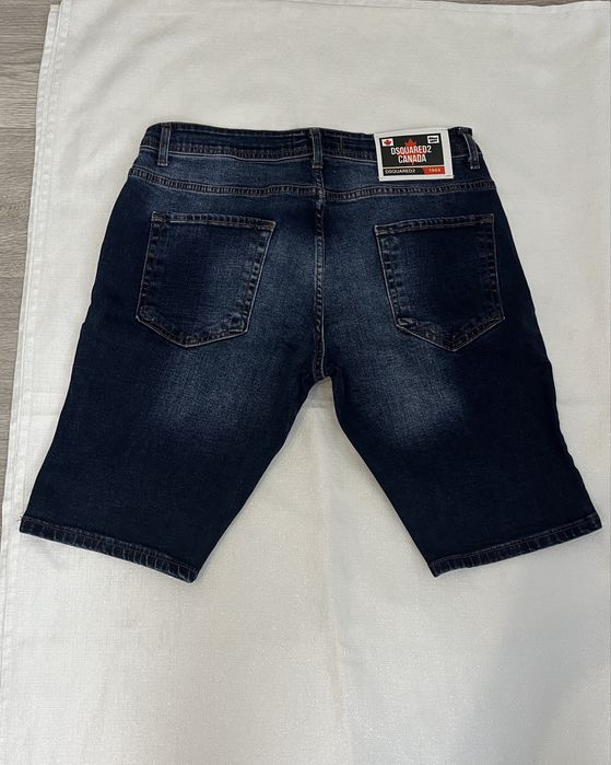 Blugi scurți Dsquared2