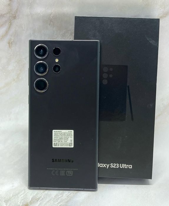 Samsung S23 ULTRA • 256 GB• 99 % Battery