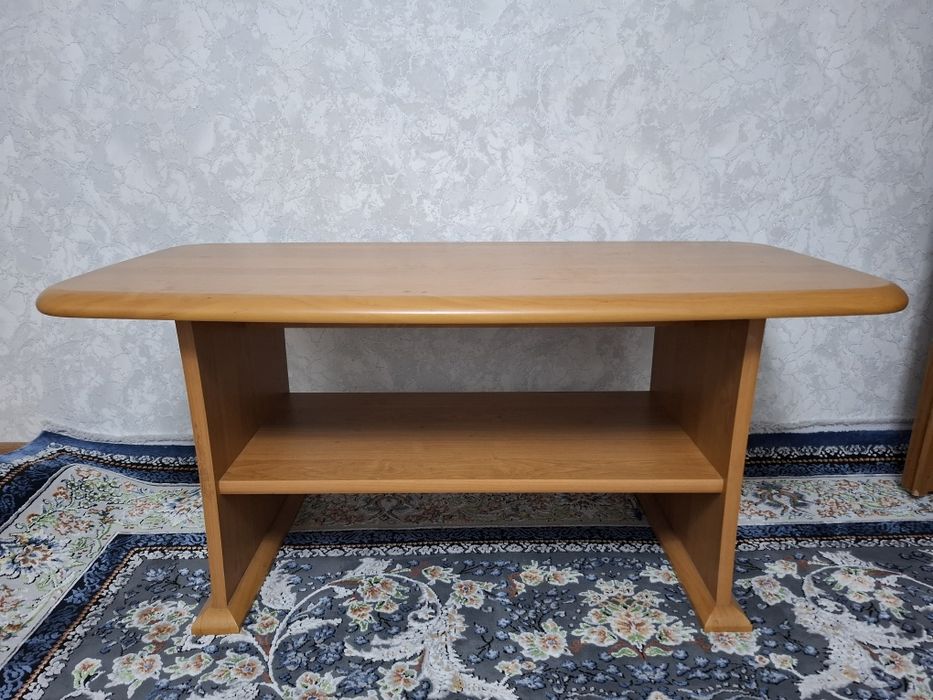 Журнальный столик