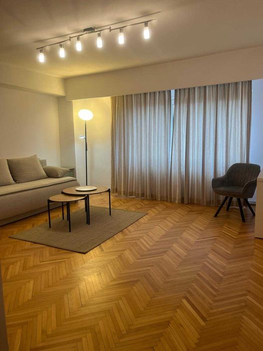 Inchiriez Ap. 3 camere in P-ta Cipariu