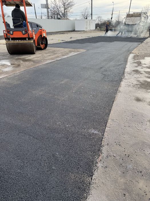 Asfaltare curte Prahova