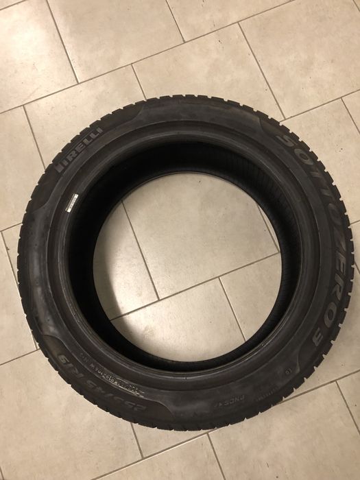 Зимна гума 255/45/19 Pirelli Sottozero