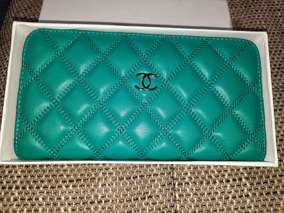 Дамско портомоне