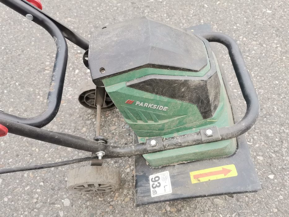 Vând sapă electrică Parkside