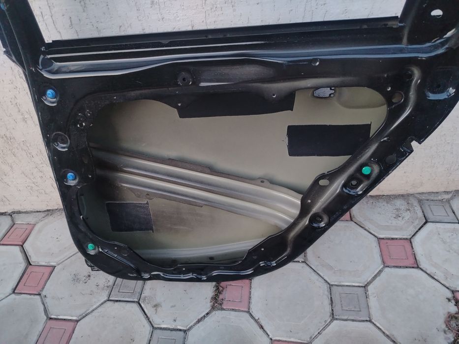 Двери оригинал Kia k8