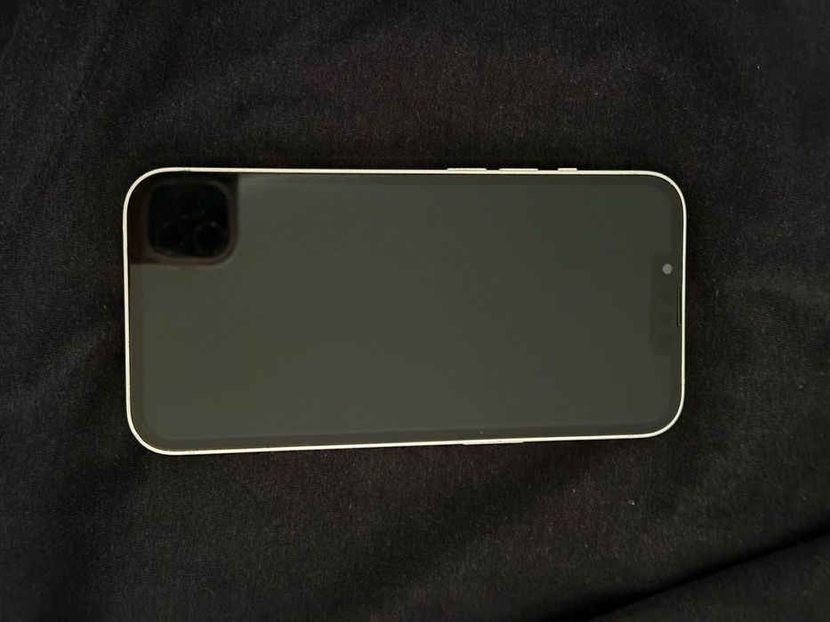 Айфон 13 хорошое состояние