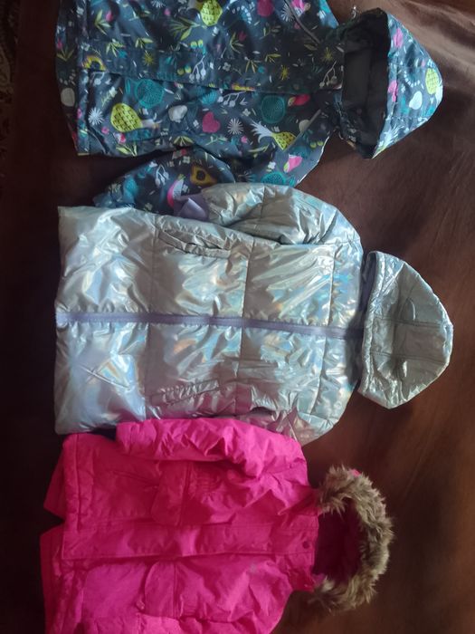 Продам детские вещи