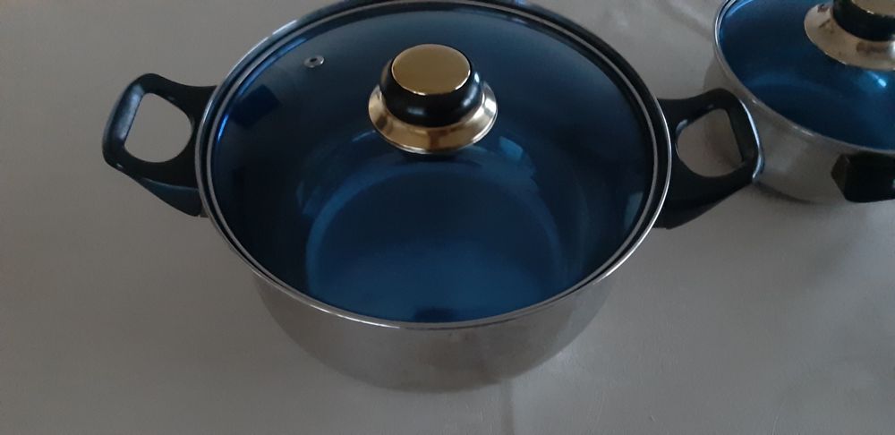 Комплект тенджери с капак неръждаема стомана и херметическа тенджера