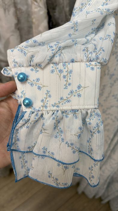 Платья нежная и красивая