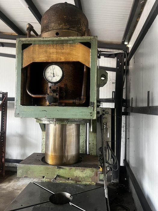 Хидравлична преса WMW Zeulenroda PYE 250 – 250 тона