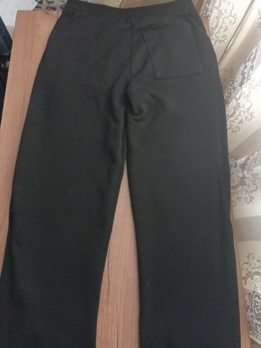 Vând pantaloni Spider originali noi