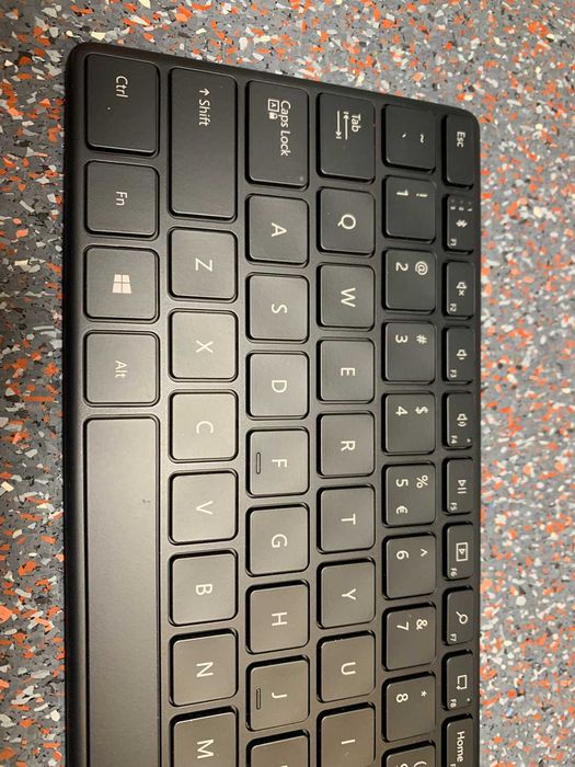 Клавиатура Microsoft Keyboard Designer Compact Bluetooth
