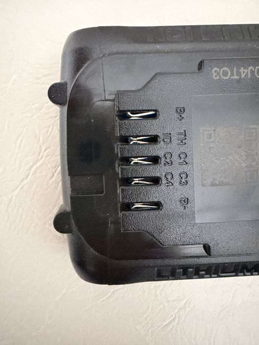 Baterii DeWalt noi-Originale