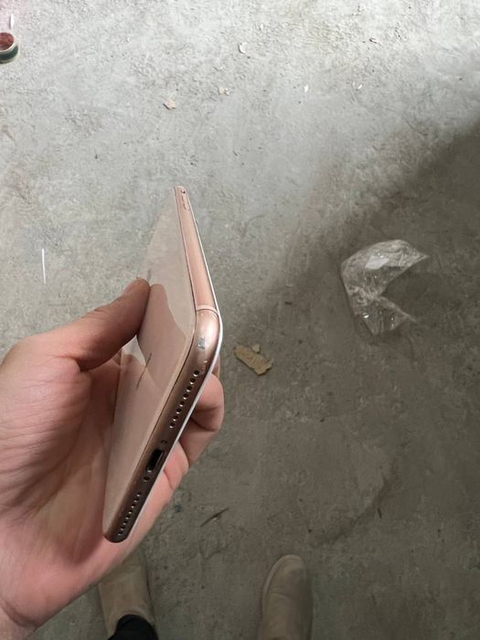 Iphone 8 plus holati yaxshi