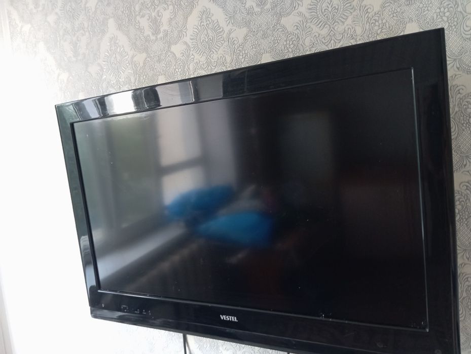 Телевизор рабочий