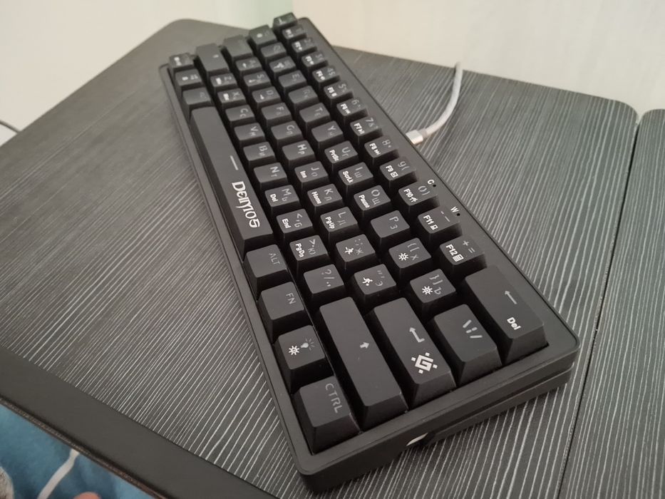 Продаётся игровая клавиатура