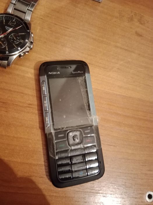 Продам телефоны простые